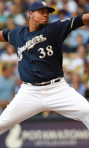 Brewers' Peralta first pitcher to reach 14 wins this season